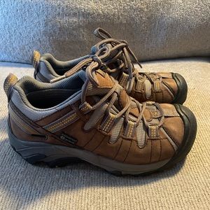 Keen mens waterproof targhee II shoes